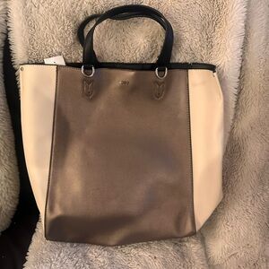 Guess Black and Tan Tote Bag